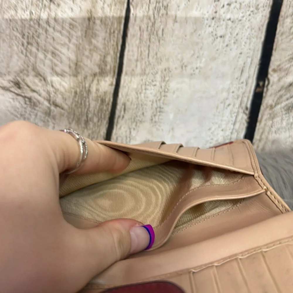 PRADA - Rare Compact Wallet - Picture 8 of 13